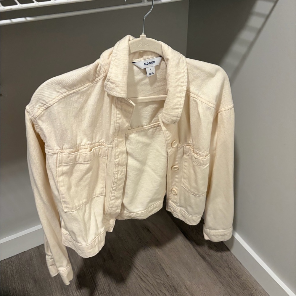 Old Navy Light Cream Cropped Button-Front Jacket